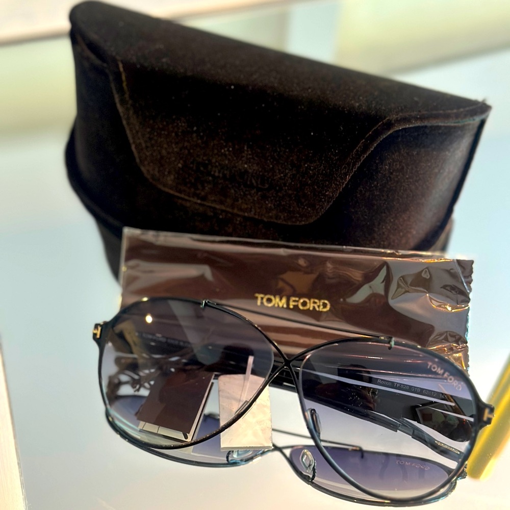 TOM FORD  62mm Aviator  BRAND-NEW UNISEX SUNGLASSES